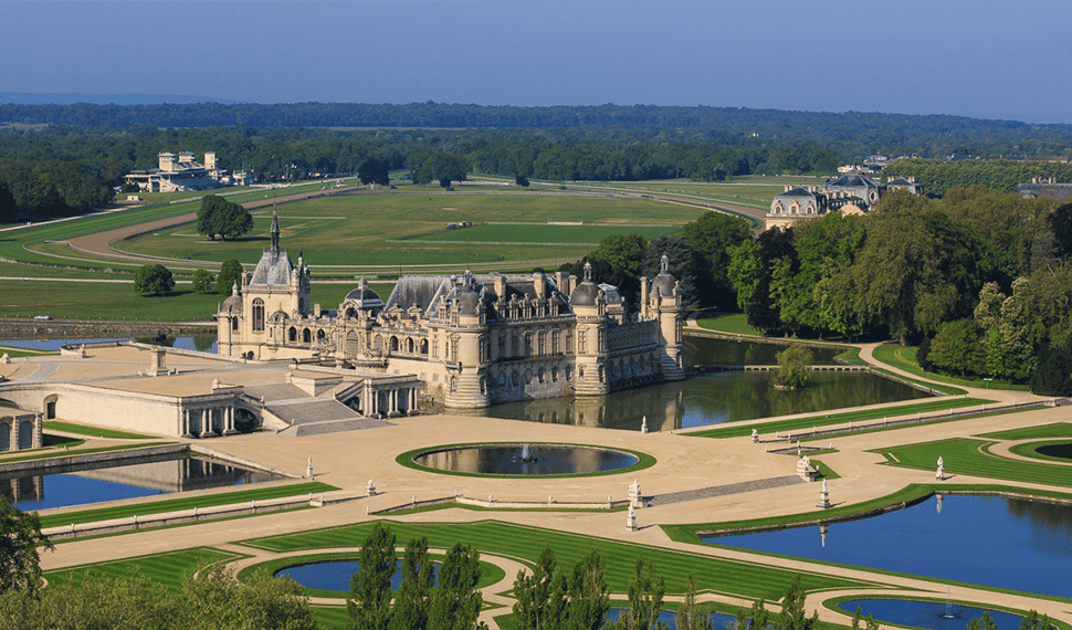 Domaine de Chantilly, vue aerienne du château